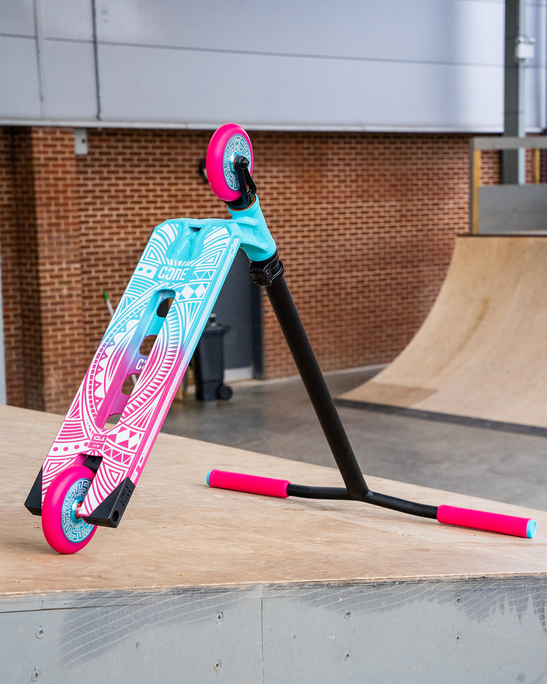 Mgp vx8 pro sales scooter pink teal