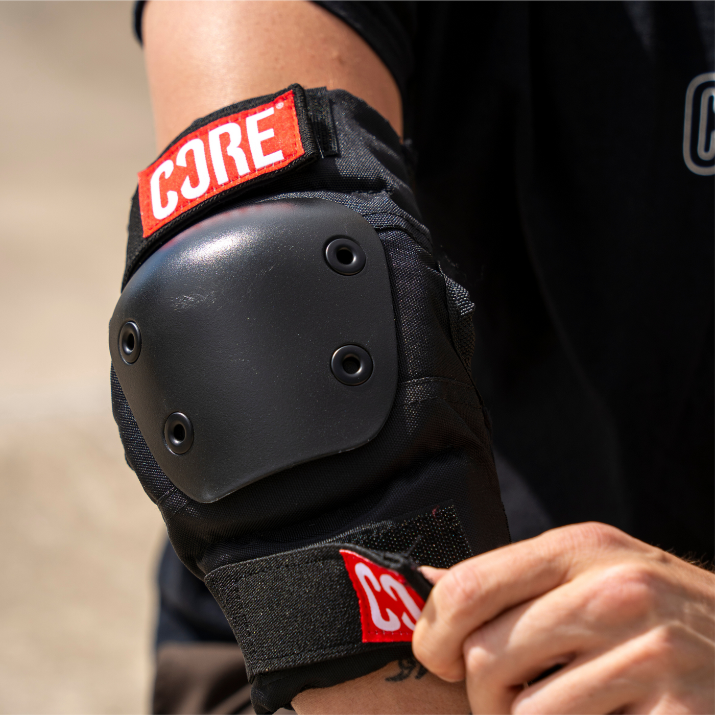 CORE Protection Pro Elbow Pad - Black/Red