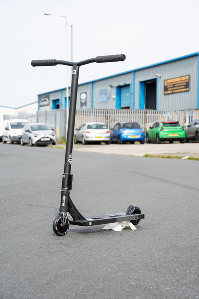 CORE Complete HALFBARZ Custom Stunt Scooter - Black/Chrome