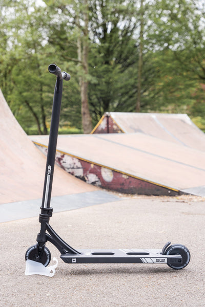 CORE Scooter Wall Floor Stand Clear I Scooter Stand Skatepark