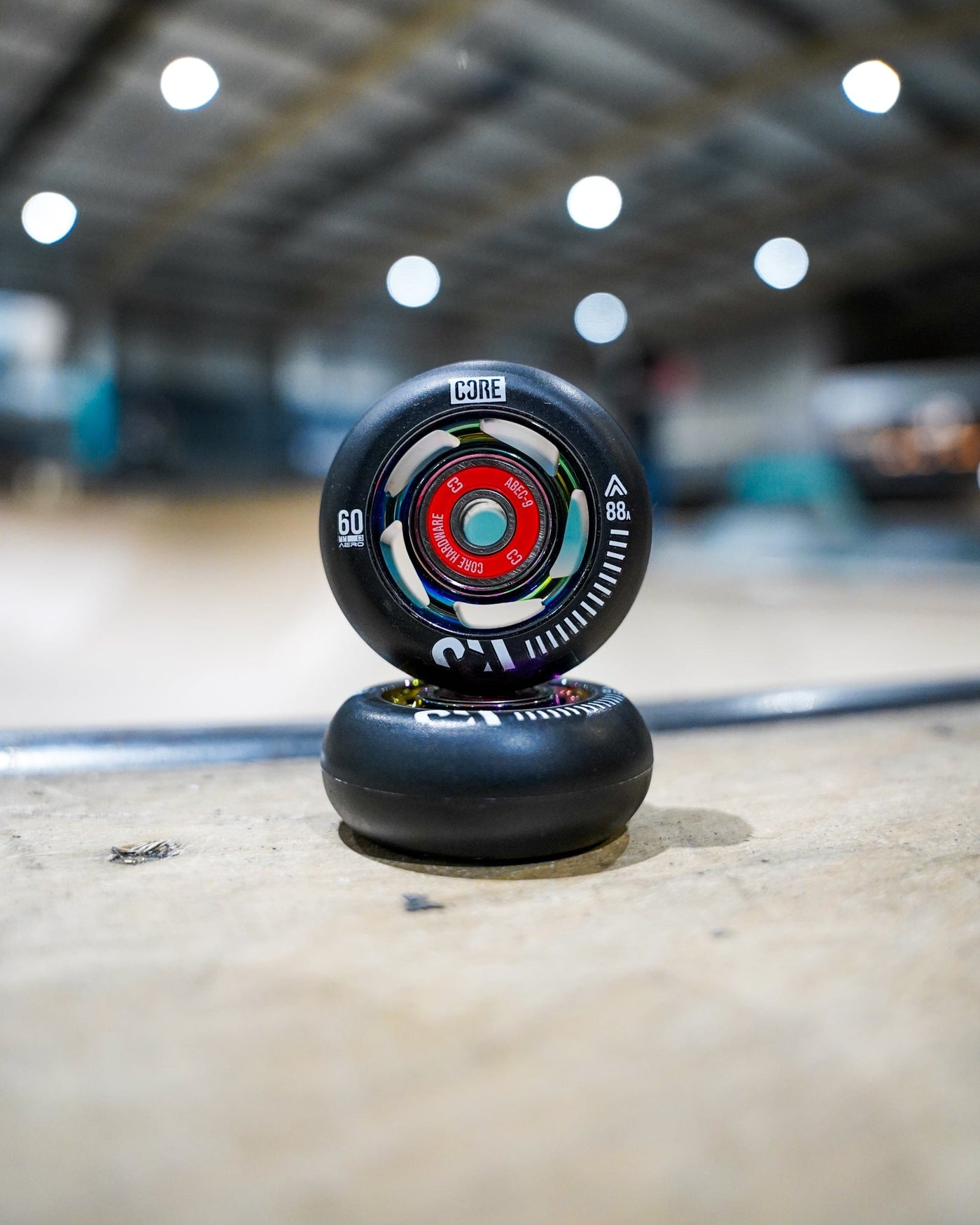 CORE Aero Inline Skate Wheels 60mm Neo Chrome 4 Pack Bearings I Skate Bearings Skate Park