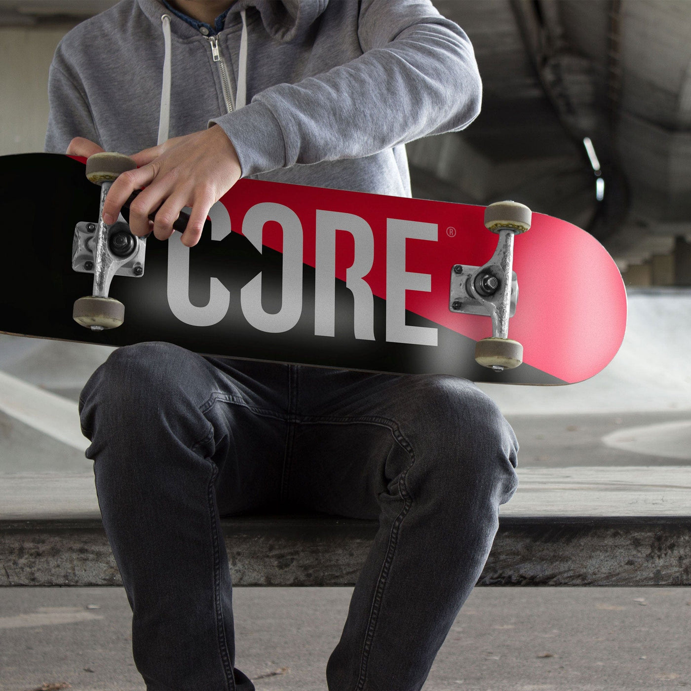CORE Complete Skateboard Red Splat C2 I Complete Skateboard Holding