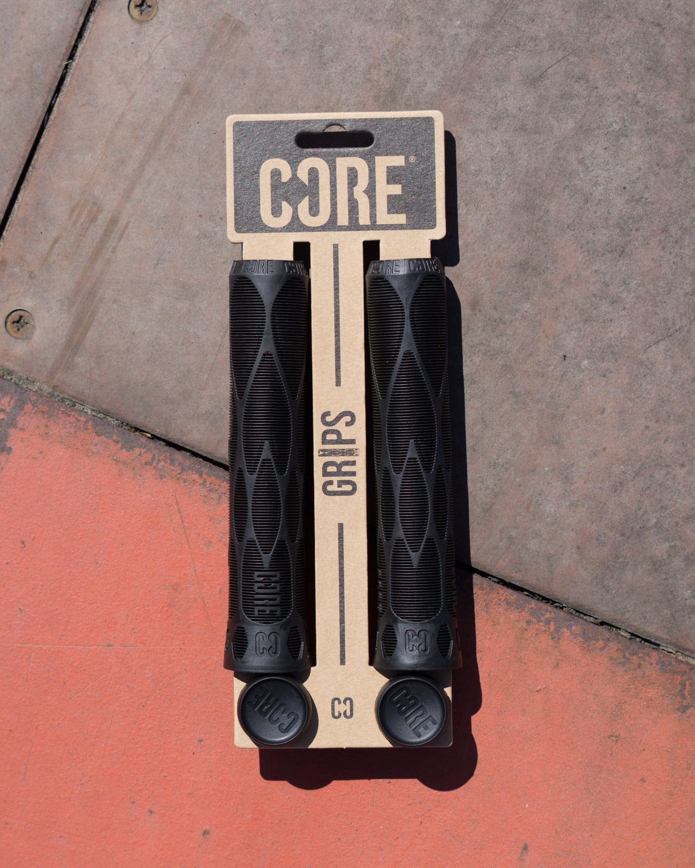 CORE Pro Scooter Handlebar Grips Soft 170mm Black I Scooter Grips Packaging Skatepark