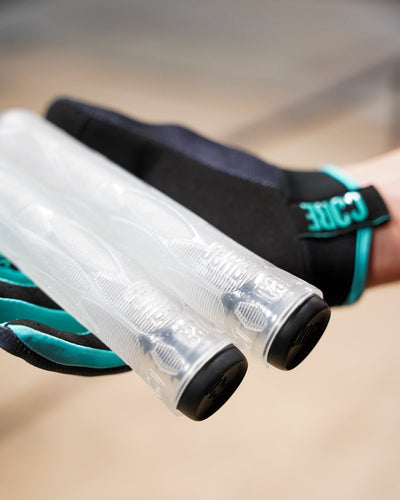 CORE Pro Scooter Handlebar Grips Soft 170mm Clear I Scooter Grips Holding Zoomed In