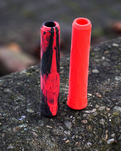 CORE Pro Scooter Handlebar Grips Soft 170mm Lava Red/Black I Scooter Grips Outside