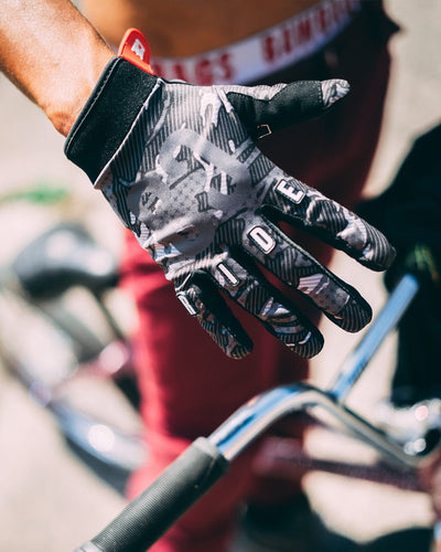 CORE Protection BMX Gloves Black Camo I Bike Gloves Product Skatepark