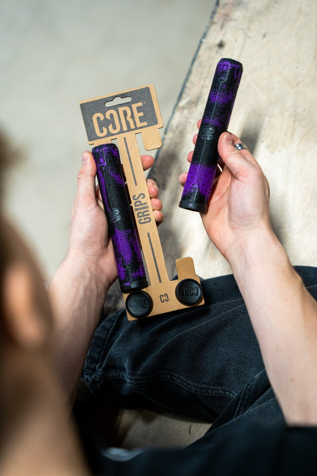 CORE Skinny Boy Handlebar Grips 170mm Purple/Black I Scooter Grips