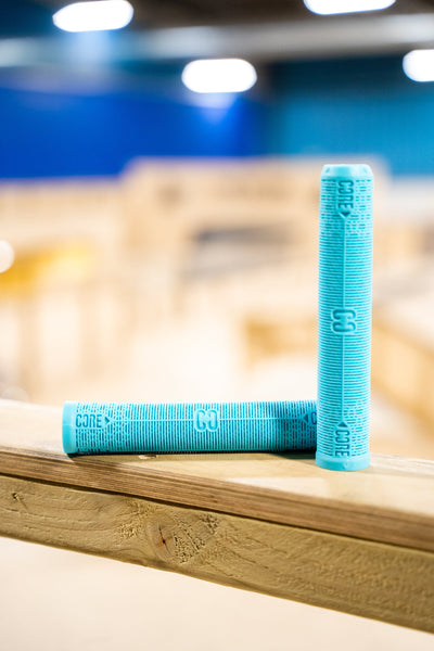 CORE Skinny Boy Scooter Handlebar Grips 170mm Teal I Scooter Grips Ramp