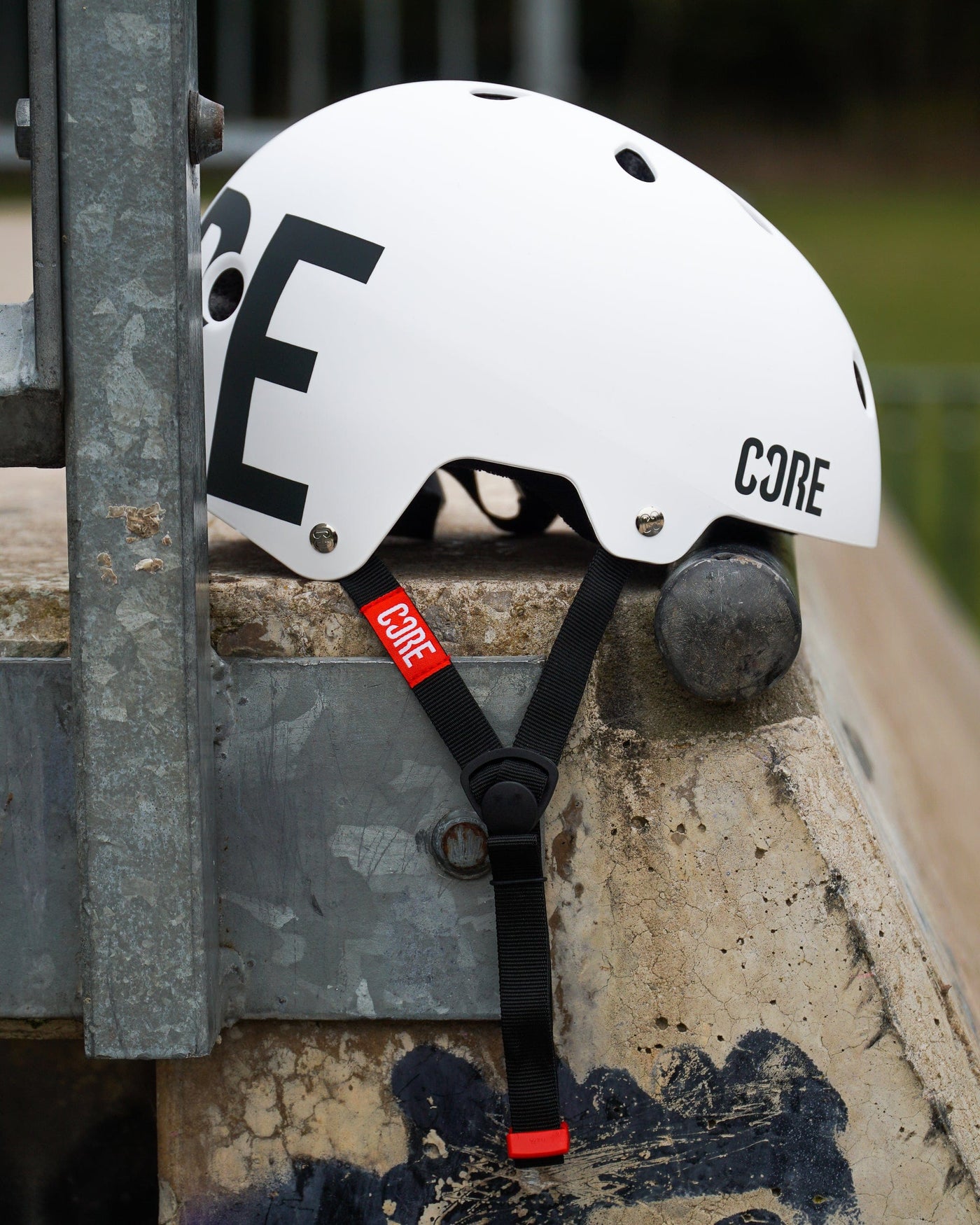 CORE Street Helmet White I Street Helmet Skatepark Alt Anlge